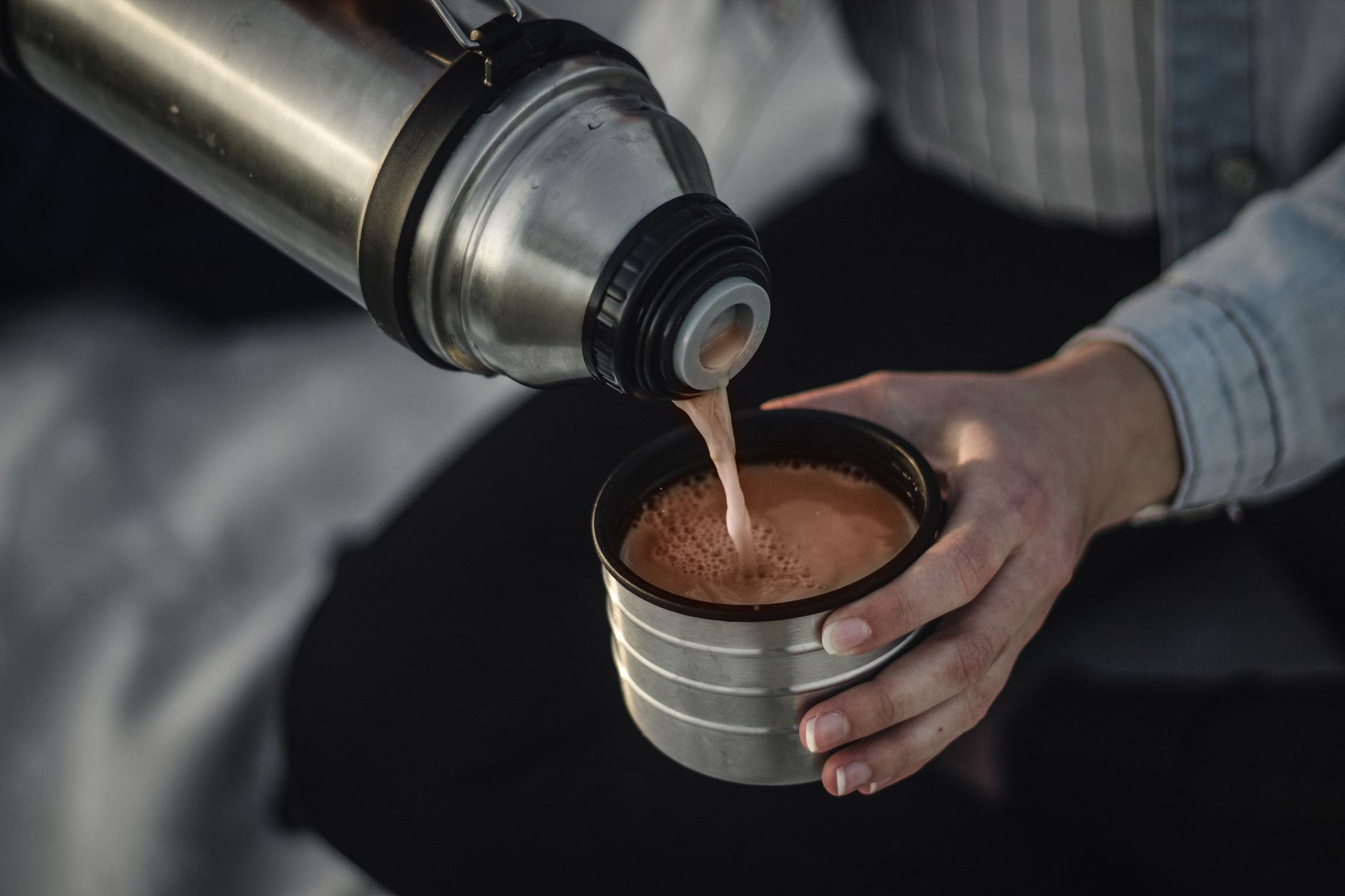 コーヒー 水筒に入れるメリット